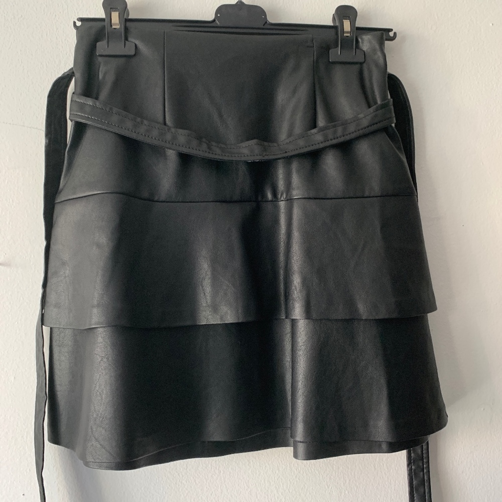 Guess Black Faux Leather Skirt